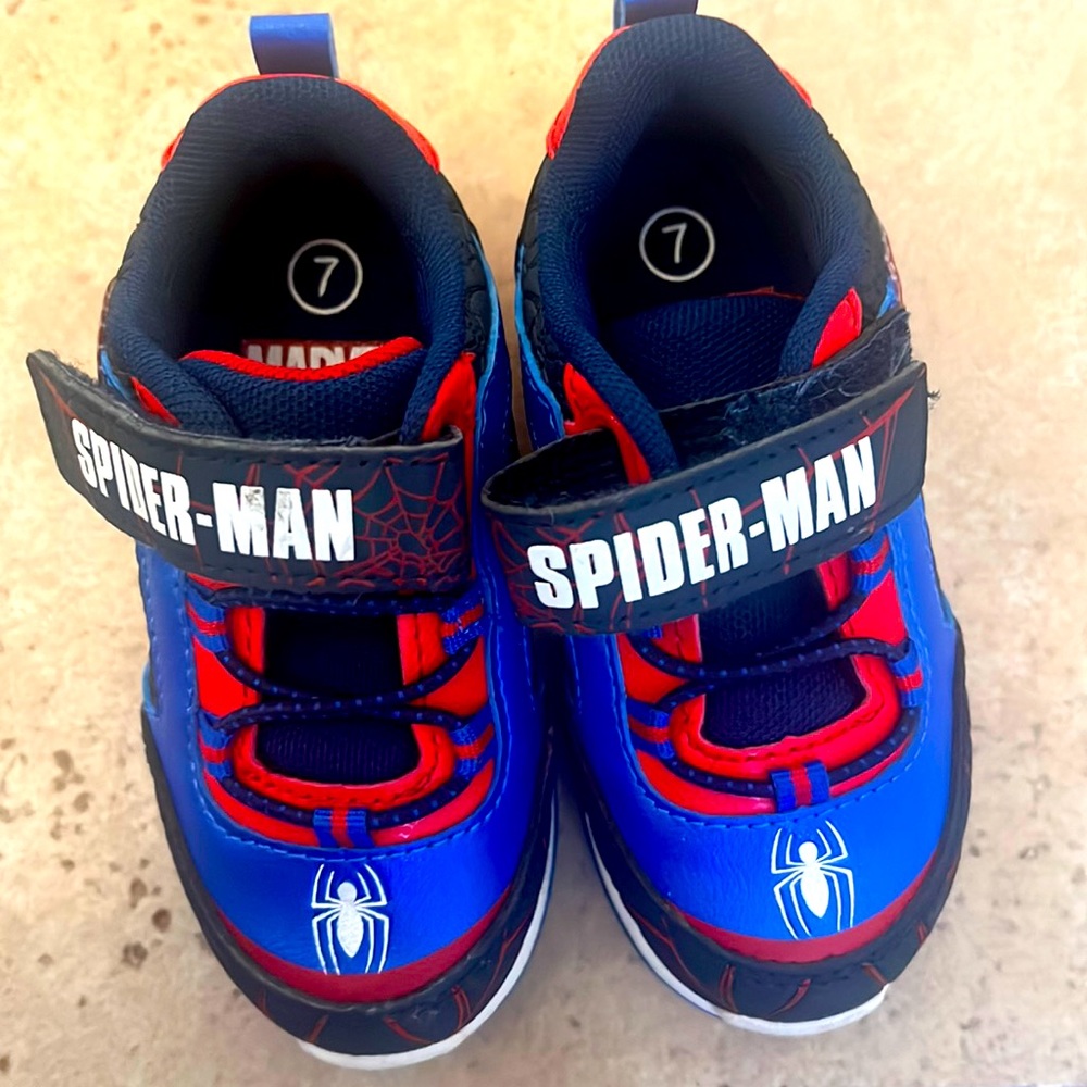 Spiderman toddler shoes with light up feature